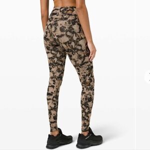 Lululemon Wunder Train High Rise Tight Size 6